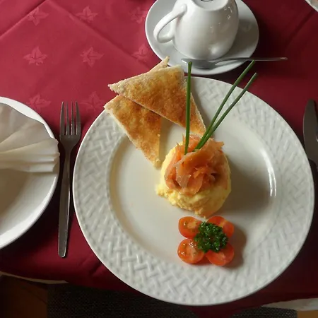 Frühstückspension Rockmount House 3*